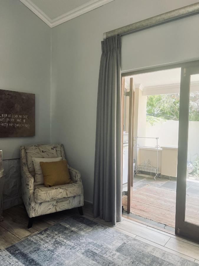 מוסל ביי C-Vu-Cottage Cosy And Warm Private Apartment מראה חיצוני תמונה